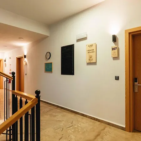 Szálloda Belci House 2*