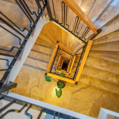 Belci House Hotel
