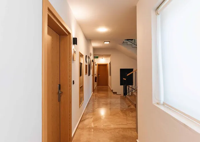 Hotell Belci House